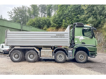 Camión volquete Mercedes-Benz Arocs 4152: foto 2 Camión volquete Mercedes-Benz Arocs 4152: foto 2