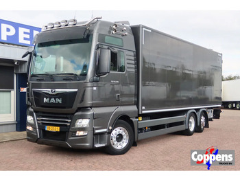 Camión caja cerrada MAN TGX 26.500