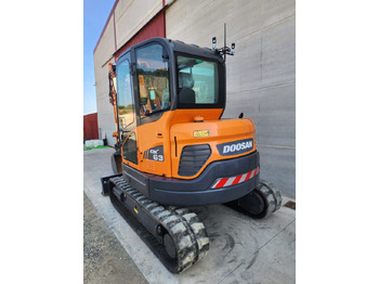 Miniexcavadora DOOSAN DX63R-3: foto 3 Miniexcavadora DOOSAN DX63R-3: foto 3