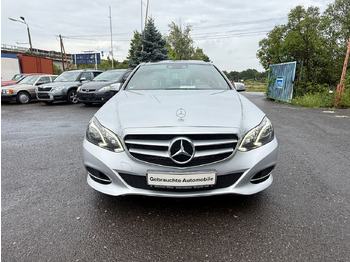 Berlina MERCEDES-BENZ