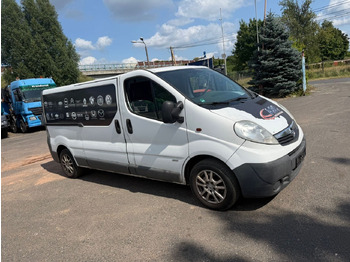 Furgoneta pequeña OPEL Vivaro