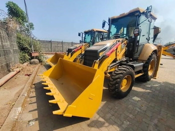 Retroexcavadora nuevo CATERPILLAR 424: foto 4