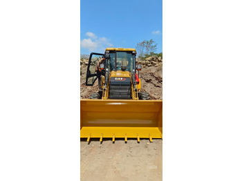 Retroexcavadora nuevo CATERPILLAR 424: foto 3
