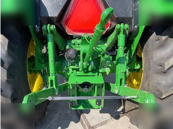 Tractor nuevo JOHN DEERE 5210: foto 5