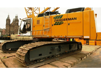 Grúa sobre orugas LIEBHERR HS 885 HD