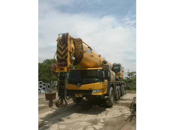 Grúa todo terreno XCMG