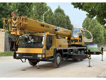 Autogrúa XCMG XCT30