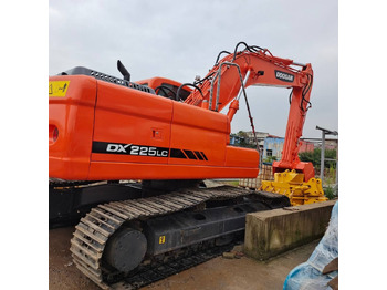 Excavadora de cadenas DOOSAN DX225LC-9C
