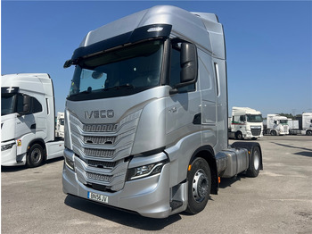 Cabeza tractora IVECO S-WAY