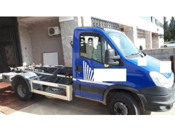 Camión multibasculante IVECO DAILY 70C20: foto 1