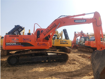 Excavadora de cadenas Doosan DH225: foto 5