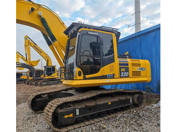 Excavadora de cadenas Komatsu PC220-8: foto 3