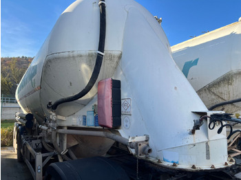 Arrendamiento de  Feldbinder EUT 46,3 Feldbinder EUT 46,3: foto 3