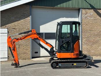 Miniexcavadora Hitachi ZX26U-6CR: foto 2