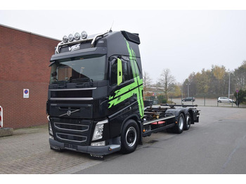 Camión portacontenedore/ Intercambiable Volvo FH 460 Fahrschule 3-AchsRetarder ACC 4-Sitze: foto 2 Camión portacontenedore/ Intercambiable Volvo FH 460 Fahrschule 3-AchsRetarder ACC 4-Sitze: foto 2
