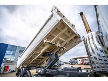 Camión volquete Renault C 480: foto 4