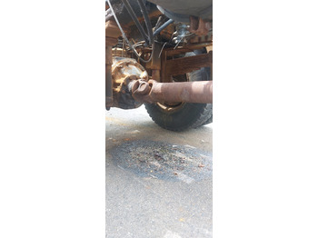 Camión volquete RENAULT: foto 4