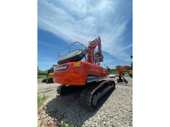 Excavadora de cadenas DOOSAN DX300