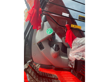 Excavadora de cadenas Hitachi ZX 200: foto 3