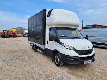 Furgoneta con lona IVECO