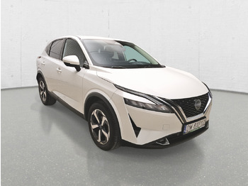 Coche NISSAN