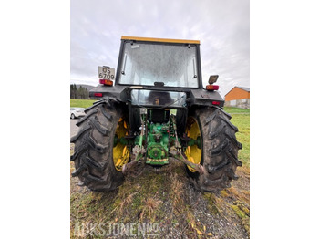 Tractor 1985 John Deere 1640 SYNCHRON - 4x4: foto 5 Tractor 1985 John Deere 1640 SYNCHRON - 4x4: foto 5