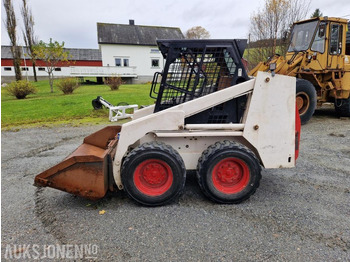 Minicargadora BOBCAT