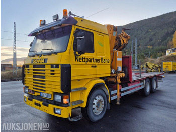 Camión grúa SCANIA R113