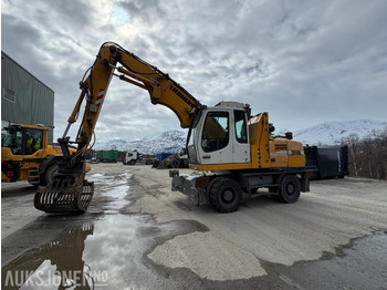 Excavadora LIEBHERR A 316