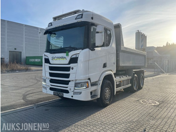 Camión volquete SCANIA R 580