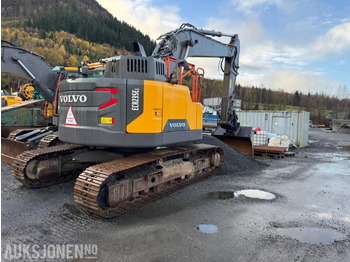 Excavadora 2020 Volvo ECR 235EL Gravemaskin - S70 feste - Pusskuffe - Sentralsmøring - bunkringspumpe - Tiltrotator - Pusskuffe - Sertifisert: foto 2 Excavadora 2020 Volvo ECR 235EL Gravemaskin - S70 feste - Pusskuffe - Sentralsmøring - bunkringspumpe - Tiltrotator - Pusskuffe - Sertifisert: foto 2