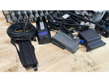 Remolque forestal nuevo Set Scanreco RC400 with Walvoil DPX100 Fassi, Effer, Atlas, Manitou: foto 4 Remolque forestal nuevo Set Scanreco RC400 with Walvoil DPX100 Fassi, Effer, Atlas, Manitou: foto 4