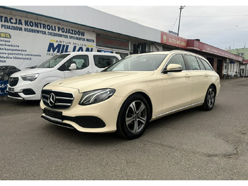 Coche MERCEDES-BENZ