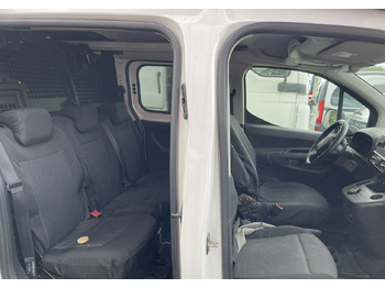 Arrendamiento de  Toyota Inny Toyota Toyota Proace City MAXI Automat Klima 5-osob Salon PL Model 2020 Toyota Inny Toyota Toyota Proace City MAXI Automat Klima 5-osob Salon PL Model 2020: foto 3