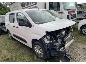 Arrendamiento de  Toyota Inny Toyota Toyota Proace City MAXI Automat Klima 5-osob Salon PL Model 2020 Toyota Inny Toyota Toyota Proace City MAXI Automat Klima 5-osob Salon PL Model 2020: foto 4
