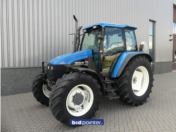 Tractor New Holland TS 110 4WD: foto 1