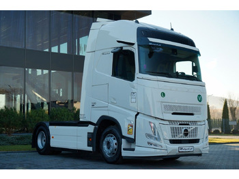 Arrendamiento de Volvo FH 500 AERO / 2025 ROK / I-SAVE / XXL / GWARANC Volvo FH 500 AERO / 2025 ROK / I-SAVE / XXL / GWARANC: foto 5 Arrendamiento de Volvo FH 500 AERO / 2025 ROK / I-SAVE / XXL / GWARANC Volvo FH 500 AERO / 2025 ROK / I-SAVE / XXL / GWARANC: foto 5