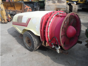 Pulverizador arrastrado Hardi 1000: foto 3 Pulverizador arrastrado Hardi 1000: foto 3