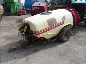 Pulverizador arrastrado Hardi 1000: foto 2 Pulverizador arrastrado Hardi 1000: foto 2