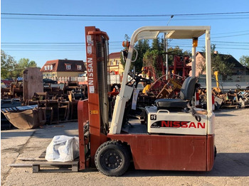 Carretilla elevadora eléctrica Nissan MA01L15U: foto 2 Carretilla elevadora eléctrica Nissan MA01L15U: foto 2