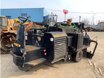 Cisterna de riego asfáltico