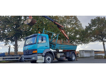 Arrendamiento de Mercedes-Benz 1828K 4x2 Kipper KRAN+Funk/Greifer Mercedes-Benz 1828K 4x2 Kipper KRAN+Funk/Greifer: foto 1
