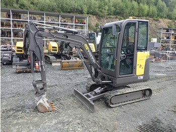 Miniexcavadora VOLVO EC20D