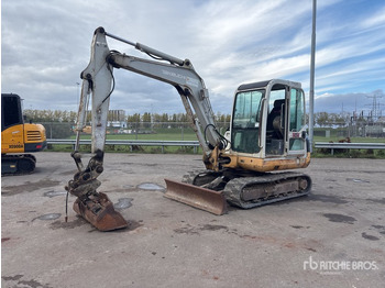 Miniexcavadora TAKEUCHI TB145