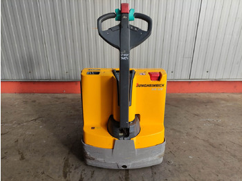 Transpaleta Jungheinrich EJE 120: foto 4 Transpaleta Jungheinrich EJE 120: foto 4