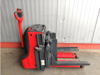 Apilador Linde T20 *Sonderbau-Batteriewechselwagen-388*: foto 2