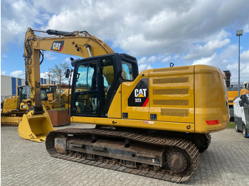 Excavadora de cadenas CATERPILLAR 323