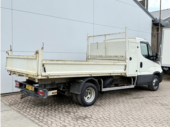 Arrendamiento de Iveco Daily 35C12 2.3 Kipper Dubbellucht 3.5t Trekhaak Airco Cruise Control Luchtgeveerde stoel Iveco Daily 35C12 2.3 Kipper Dubbellucht 3.5t Trekhaak Airco Cruise Control Luchtgeveerde stoel: foto 4