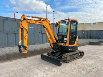 Miniexcavadora HYUNDAI
