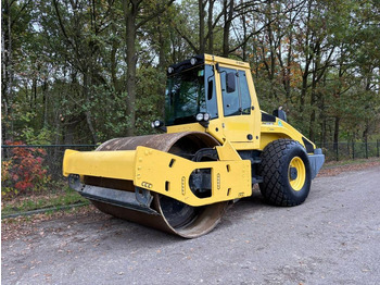 Compactador BOMAG BW213DH-4